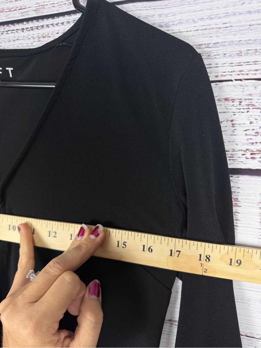 LOFT Crepe Jersey Tie Front Top – Black – Size M - Picture 8 of 8